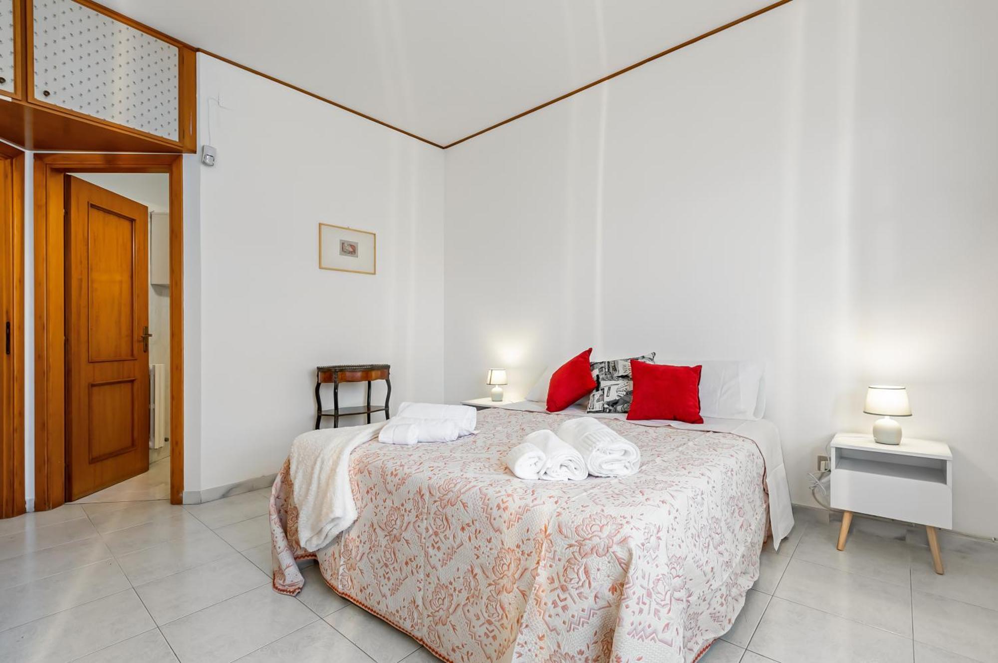 Palazzo Reale & Piazza Indipendenza Roomy Flat Palermo Ngoại thất bức ảnh